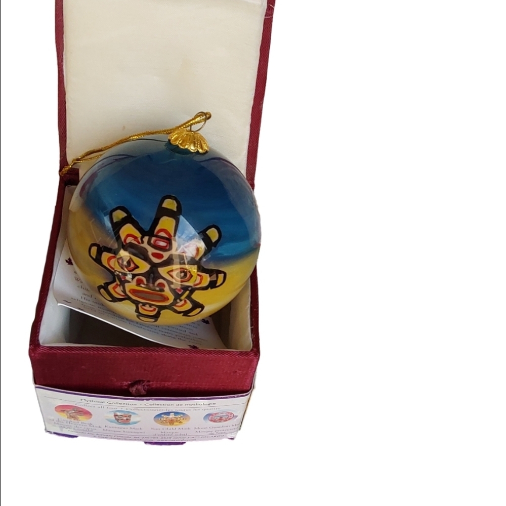 KWAKIUTL OSCARDO WADE BAKER SUN CHILD MASK CHRISTMAS ORNAMENTS - Picture 4 of 4